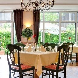 Breakfast room within restaurant Park Inn by Radisson München Ost Fotos