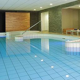 Piscina La Butte aux Bois Fotos