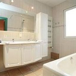 Salle de bains BEST WESTERN Univers Fotos