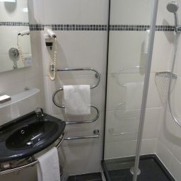 Salle de bains BEST WESTERN Univers Fotos