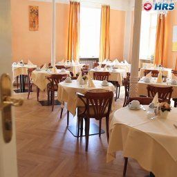 Sala de desayuno en el restaurante Bayerischer Hof Fotos