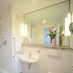Badezimmer Comfort Hotel Bremerhaven Fotos
