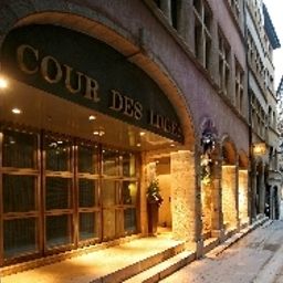 Exterior view Cour des Loges Fotos