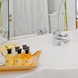 Bathroom Park Inn by Radisson Kamen/Unna Fotos