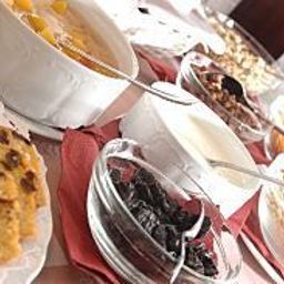 Buffet Haus Sparkuhl Garni Fotos