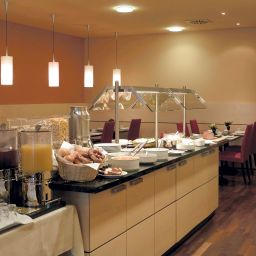Buffet NH München am Ring Fotos