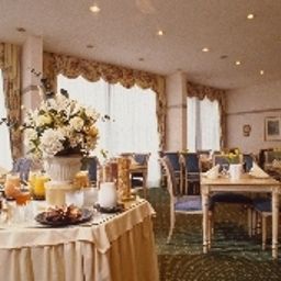 Sala de desayuno Ambiente Garni Fotos