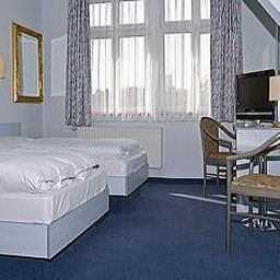 Room Atrium an der Messe Garni Fotos