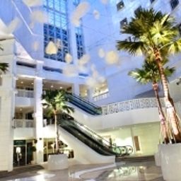Halle Rendezvous Grand Hotel Singapore Fotos