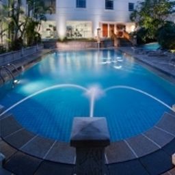 Pool Rendezvous Grand Hotel Singapore Fotos