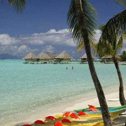 Widok z hotelu InterContinental LE MOANA BORA BORA Fotos