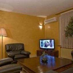 Hall Plasky Fotos
