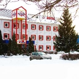 Exterior view Drive Inn former Etap Fotos
