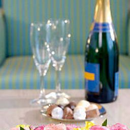  Westside Garni Fotos