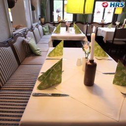 Sala colazione nel ristorante Zur Goldenen Sonne Fotos