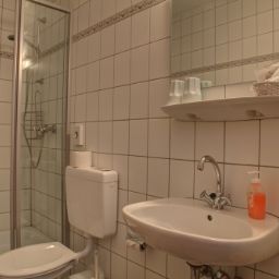 Salle de bains Im Kaiserpark Fotos
