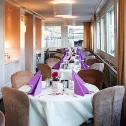 Breakfast room within restaurant Metropol Fotos