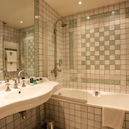 Camera da bagno Relais et Chateaux La Forestiere Fotos