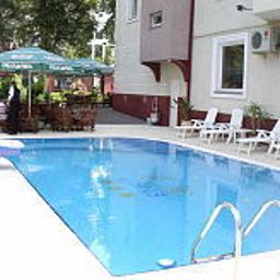 Piscine Eney Fotos
