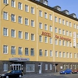 Außenansicht Günnewig Vier Jahreszeiten Fotos
