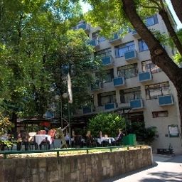 Vista exterior Benczúr Fotos
