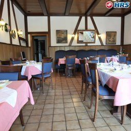 Salle du petit-déjeuner située dans le restaurant Heidekranz Fotos