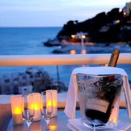 Номер Riviera Marriott Hotel La Porte de Monaco Fotos