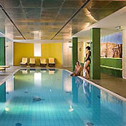 Pool Rubner Hotel Rudolf Fotos