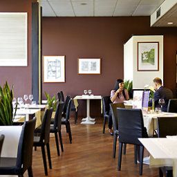 Зал для завтрака Novotel Genova City Fotos