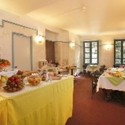 Buffet de Gramont QUALYS-HOTEL Fotos