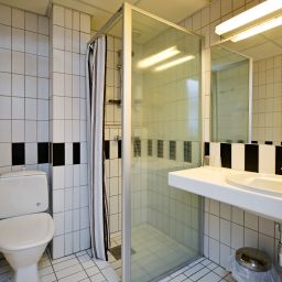  Sverre Fotos
