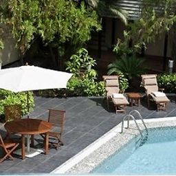 Бассейн The Moorhouse Ikoyi Lagos - MGallery Collection Fotos