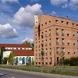 Exterior view Albergo Fotos