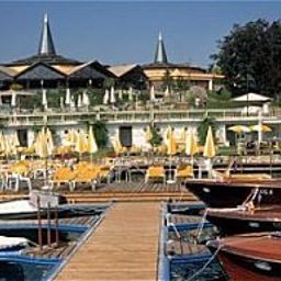 Pool Casinohotel Velden Fotos