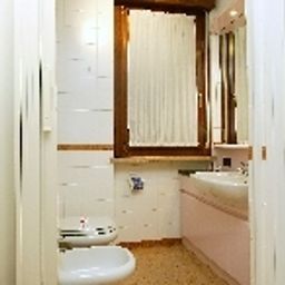 Bathroom Corte Ongaro Fotos