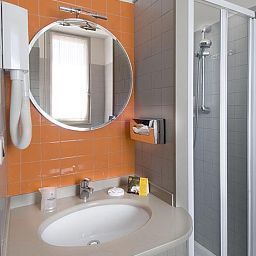 Bathroom Continental Fano Fotos