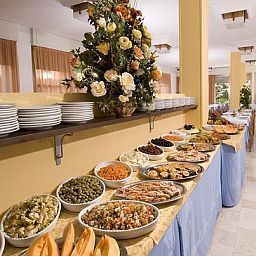 Breakfast room within restaurant Continental Fano Fotos