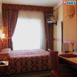 Zimmer Mokinba Hotels King Fotos