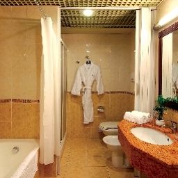 Badezimmer Atahotel The Big Residence Fotos