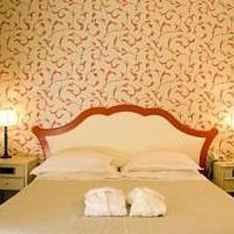 Pokój Cavour Grand Hotel Fotos