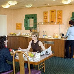 Frühstücksraum im Restaurant ibis 3 Lacs Neuchatel Fotos