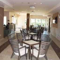 Hall Harmonia Thermal Fotos