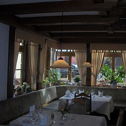 Restauracja Hirsch Fotos