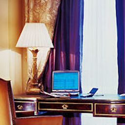 Room Renaissance Paris La Defense Hotel Fotos