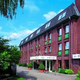 Exterior view Entrée Hotel Glinde Fotos