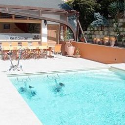 Piscine Palais des Fleurs Logis Fotos