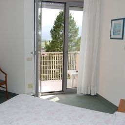 Zimmer mit Terrasse Everest Arco Fotos