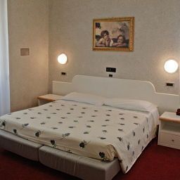 Chambre Grand Hotel Milano Fotos