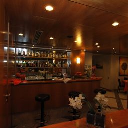 Bar Como Fotos