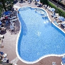 Piscina Bisesti Fotos
